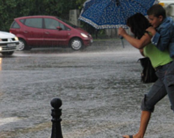 Cod Portocaliu de furtuni în Alba, în cursul zilei de luni, 7 iulie