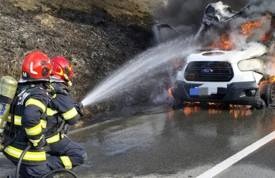 Incendiu la o mașină din Alba Iulia