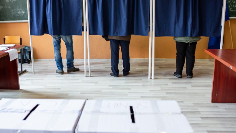 Incident electoral la alegerile parlamentare: Dosare penale și contravenții în județul Alba