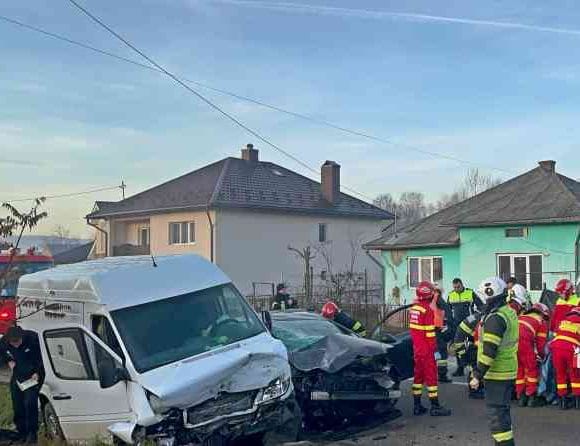 Accident în Sigmir, Bistrița. O tânără a fost rănită
