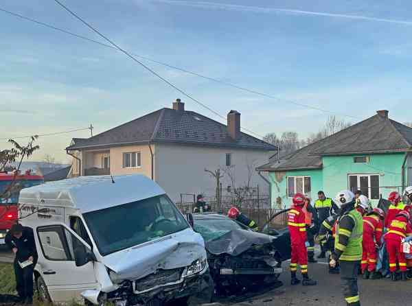 Accident în Sigmir, Bistrița. O tânără a fost rănită