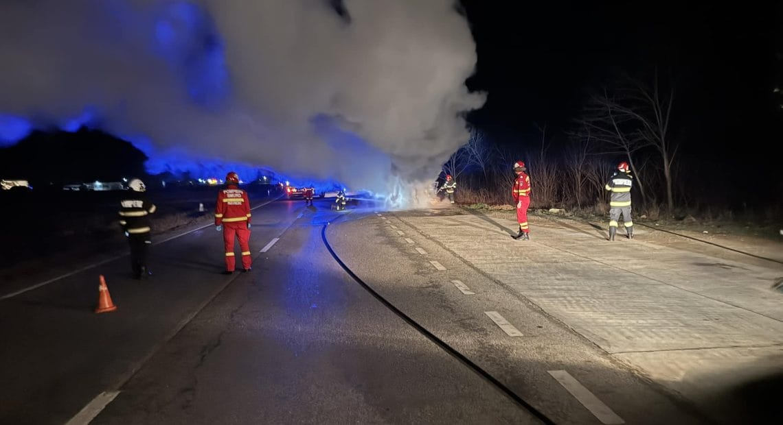 Mașina preotului Ciprian Mega a luat foc pe drumul spre București - Reacția acestuia