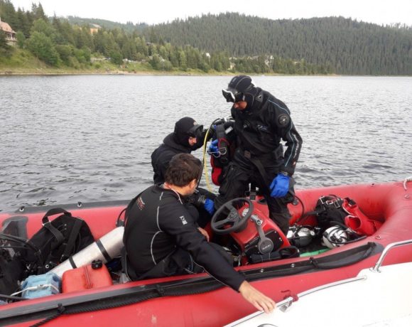 Copila de 3 ani dispărută fără urmă din comuna Betești, județul Harghita, este căutată de 13 zile