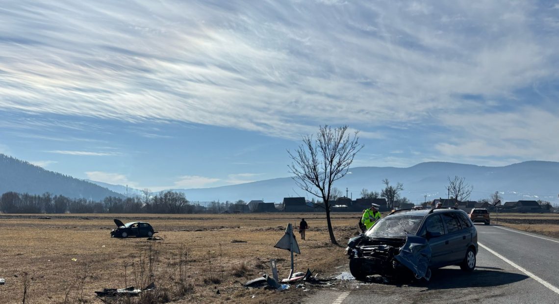 Cum s-a produs accidentul de la ieșire din localitatea Voșlăbeni, județul Harghita - FOTO