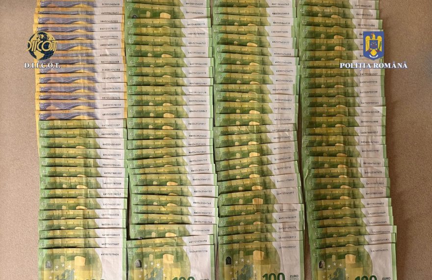 Traficanții de droguri din Ardeal au bani cu nemiluita! La percheziții au găsit bani ca în Columbia - FOTO