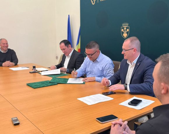 Primăria Miercurea-Ciuc a semnat contractul de achiziție a zece autobuze electrice