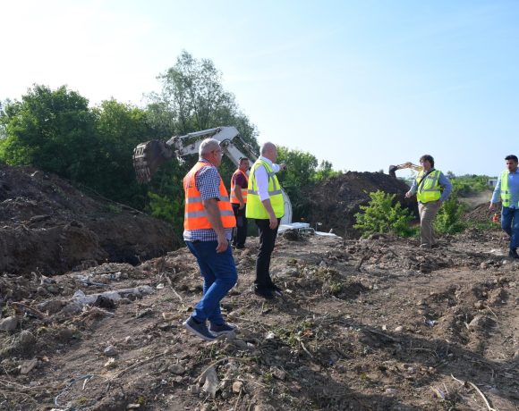 Baia Mare - În sfârșit fac ceva cu podul peste Săsar sau continuă bătaia de joc? Primarul Doru Dăncuș: ”Am folosit toate pârghiile pentru a urgenta intervenția” - FOTO