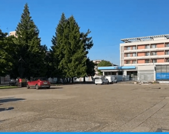 Baia Mare - Se relocă standul de taxi din Piața Revoluției