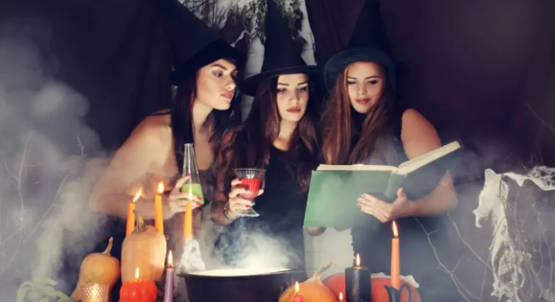 Clujeancă păcălită de o vrăjitoare de pe Facebook: A plătit mii de lei pentru soluții în căsnicie, dar a rămas dezamăgită