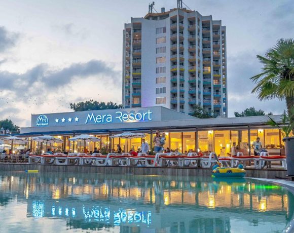 ”Cursuri” de lux pentru primari de comune: Sejururi all inclusive pe litoral, mascate drept formare profesională