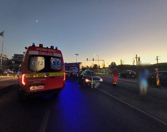 Accident GRAV la METRO Cluj, la ieșire spre Florești. Fetiță spulberară, după ce semaforul nu mergea - FOTOAccident GRAV la METRO Cluj, la ieșire spre Florești. Fetiță spulberară, după ce semaforul nu mergea - FOTO