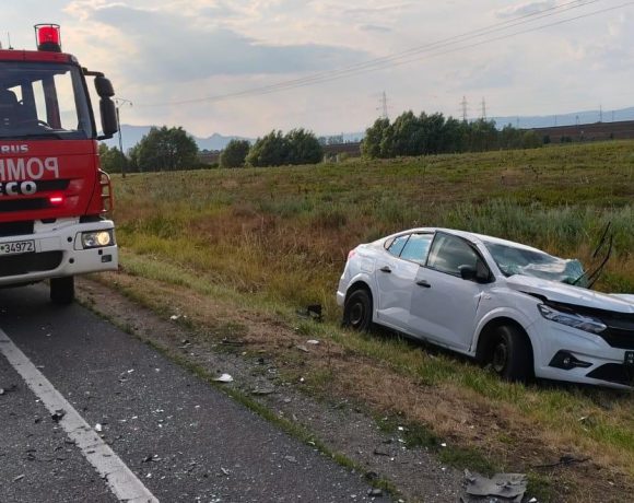 Accident între Deva și Simeria! Au fost implicate două autoturisme - FOTO