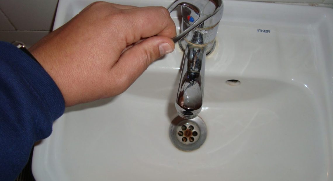 Aquabis S.A. face mai mulți bani! Scumpiri la apă și canalizare în Bistrița-Năsăud de la 1 august. TVA-ul crește la 11%