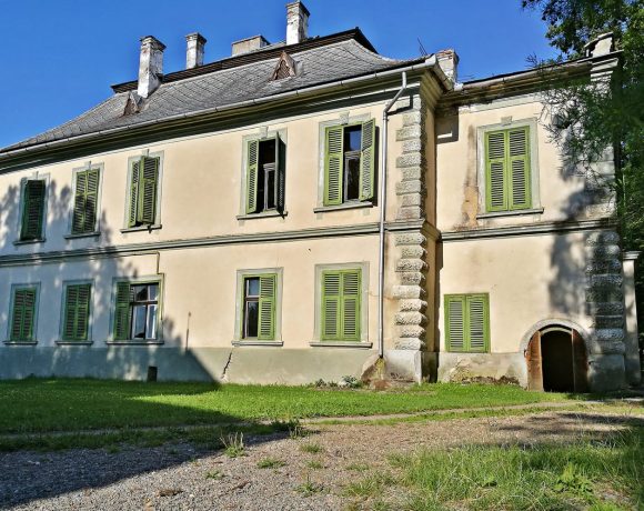 Revine la gloria de demult! Castelul Teleki din Coltău, Maramureș construit de una dintre cele mai puternice familii din Ardeal