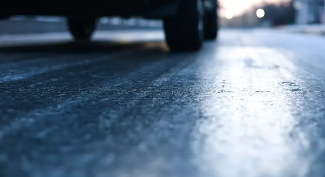 Cod galben de polei în Harghita - ploi înghețate în mai multe localități în dimineața zilei de 26 octombrie