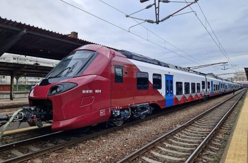 Femeie din Bistrița, decedată după ce a fost lovită de tren. Accident la o trecere la nivel cu calea ferată