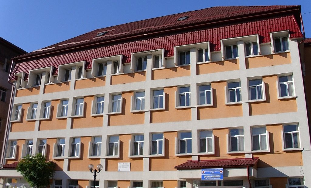 Spitalul Orășenesc Năsăud scoate la concurs postul de Director Medical. Se caută medic specialist cu minimum 7 ani vechime