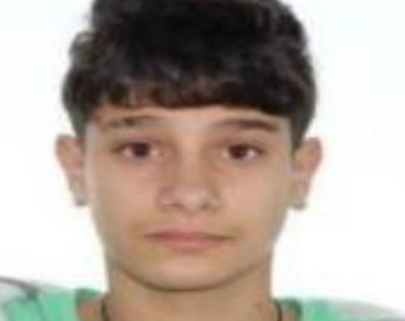 Minor de 16 ani dispărut dintr-o unitate medicală din Sibiu. Poliția cere ajutorul populației