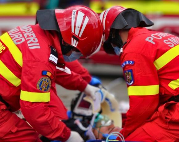 Intervenție de urgență SMURD în Jimbor, Bistrița Năsăud: Motociclist rănit grav după ce a căzut de pe motocicletă