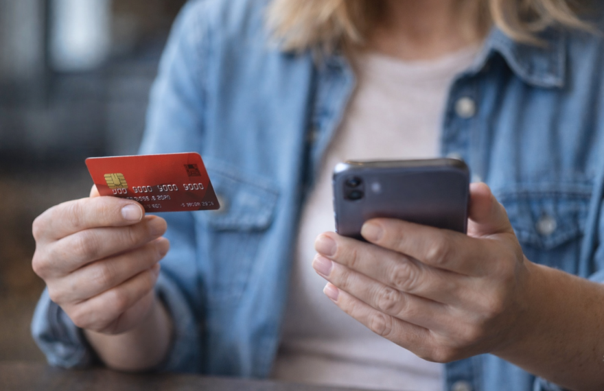 Atenționare a poliției din Maramureș! Cum a fost țepuită o femeie cu un concurs fictiv - FOTO