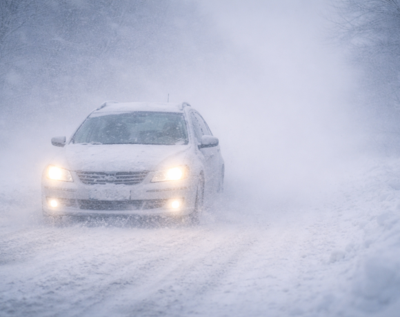 Cod Portocaliu de fenomene extreme. Iarna nu se lasă. 4.000 de pompieri mobilizați