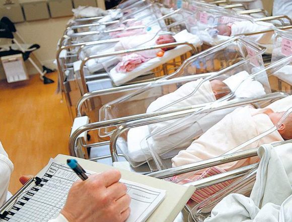 95 de copii născuți în primele 14 zile din 2026 la Spitalul Județean Baia Mare