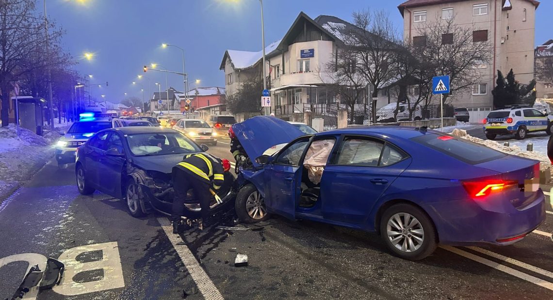 Accident în Alba Iulia, în zona liceului HCC - FOTO