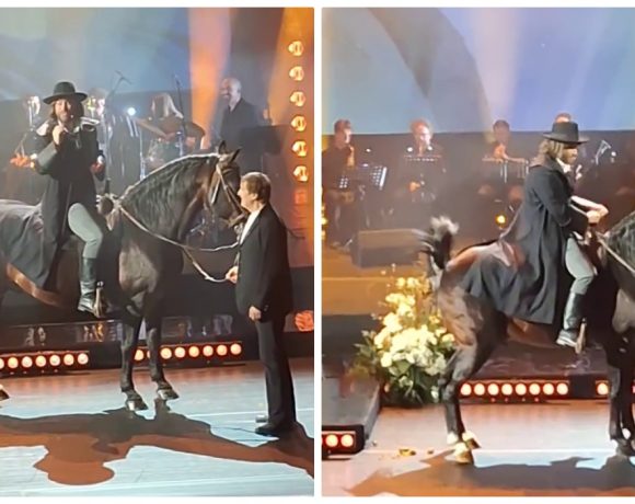 Calul lui Bendeac a făcut pe scenă la aniversarea lui Florin Piersic! Toată lumea s-a prăpădit de râs - VIDEO