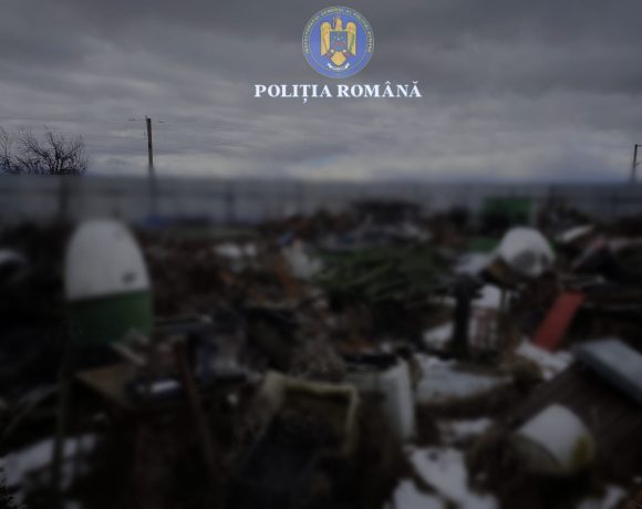 Percheziții în curtea unui imobil din Harghita, unde erau tone de fier fără acte - VIDEO