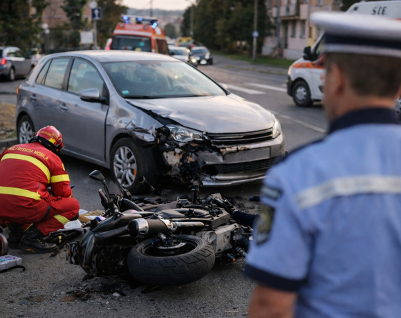 Accident la Mediaș! Motociclist rănit grav