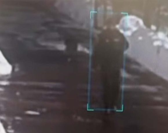 Jandarm mort pe stradă din cauza epuizării - VIDEO