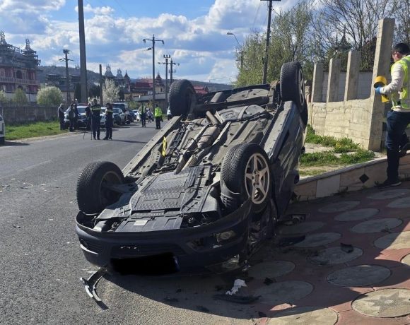Cum s-a produs accidentul de drumul de la Hunedoara la Călan. O mașină s-a răsturnat - FOTO